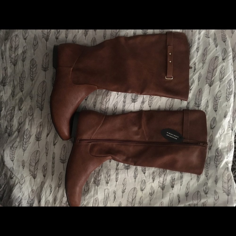 **SOLD SOLD SOLD SOLD**